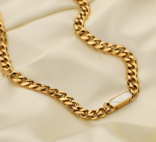 Pure White Gold Necklace